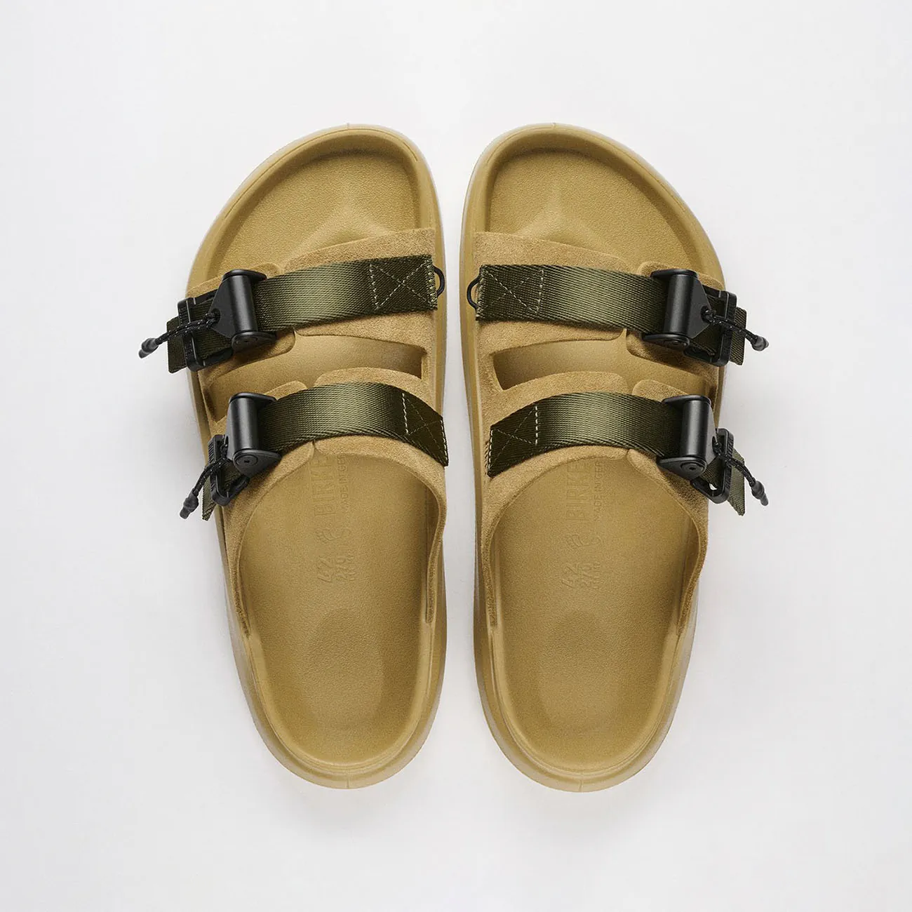 Birkenstock 1774 và Maharishi ra mắt sandal Mogami Terra Tech cho mùa Hè 2025
