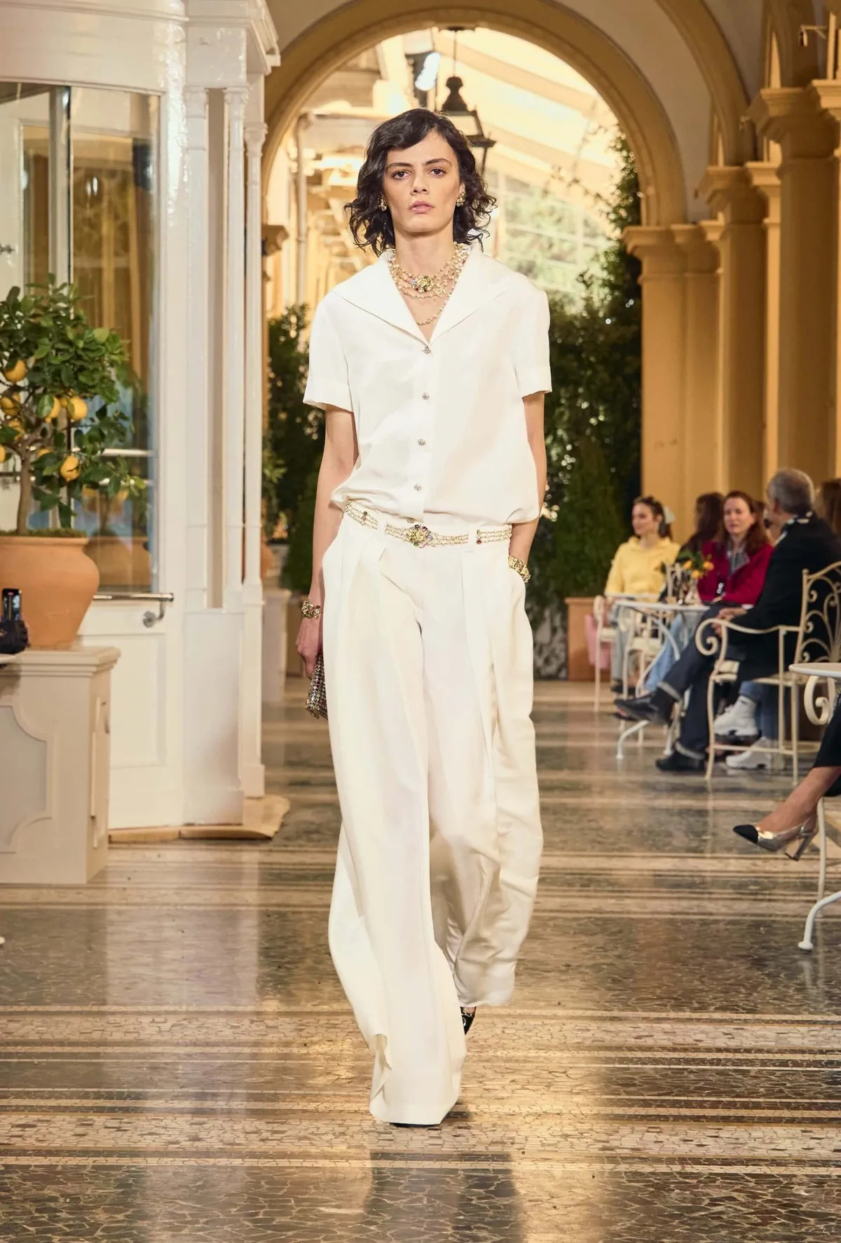 Bộ sưu tập Chanel Cruise 2026 tôn vinh vẻ đẹp sang trọng của phong cách sống dolce vita