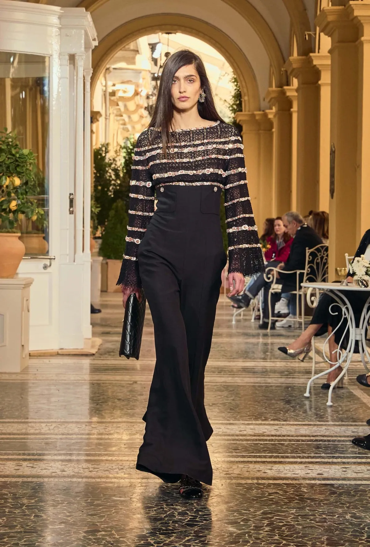 Bộ sưu tập Chanel Cruise 2026 tôn vinh vẻ đẹp sang trọng của phong cách sống dolce vita