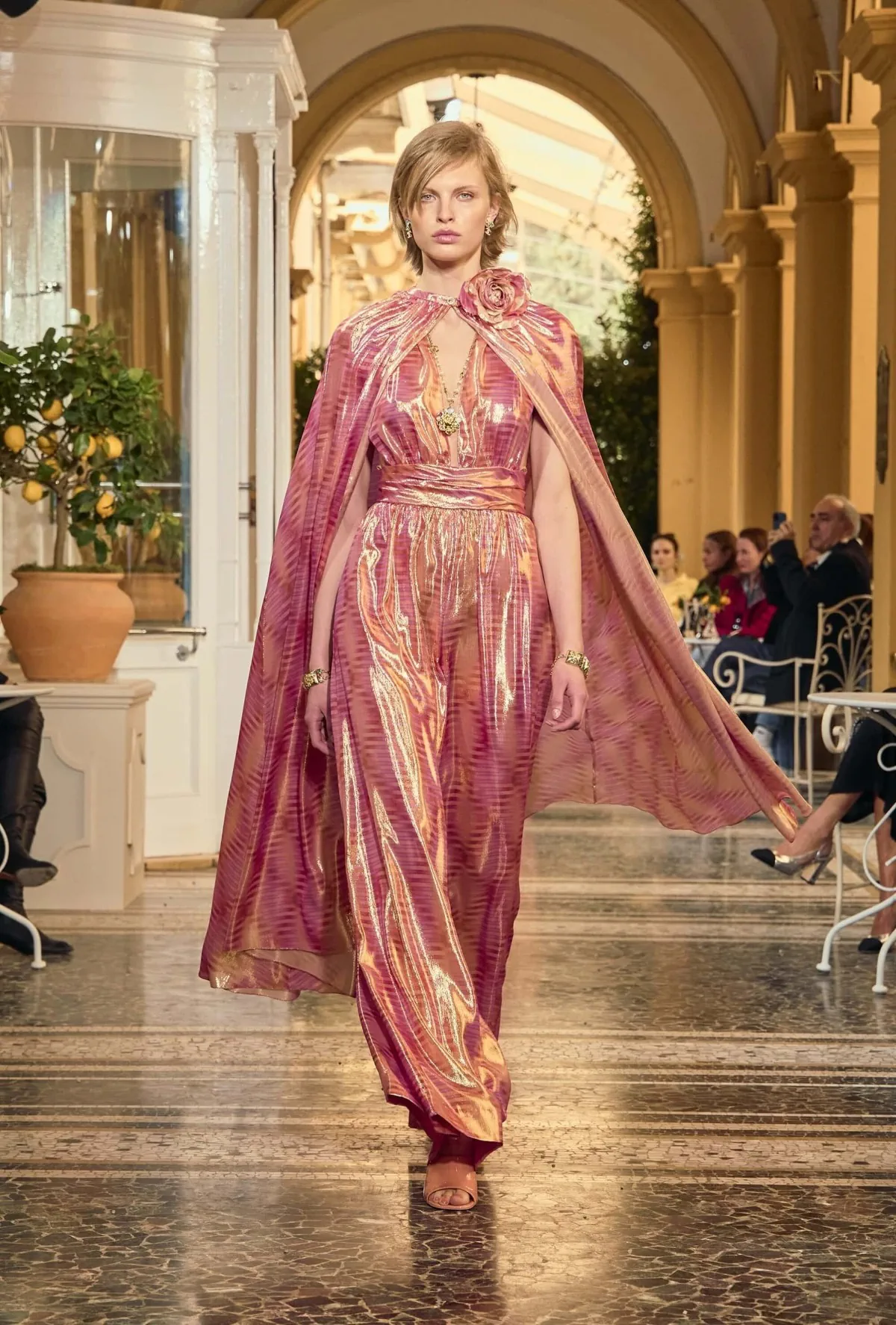 Bộ sưu tập Chanel Cruise 2026 tôn vinh vẻ đẹp sang trọng của phong cách sống dolce vita