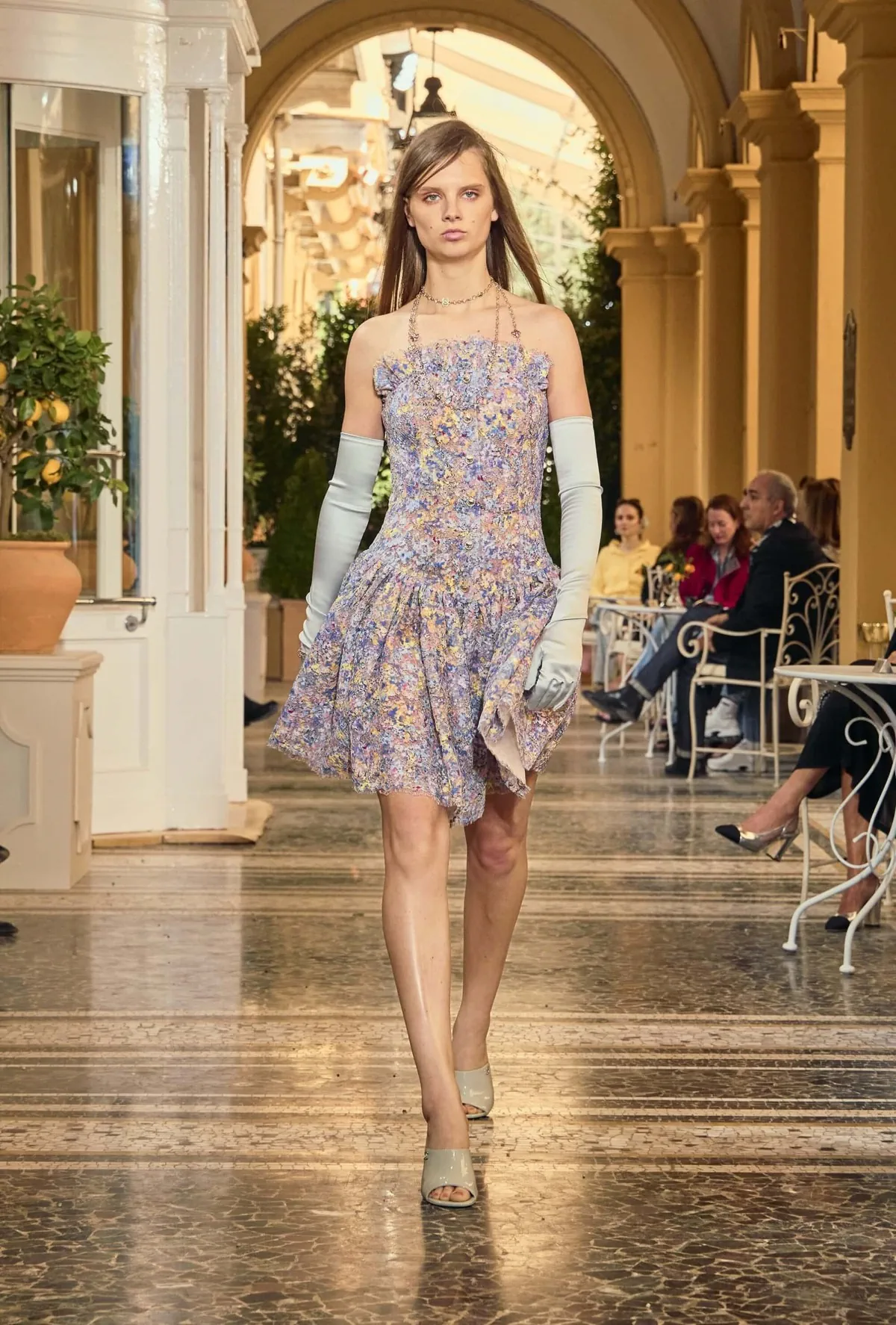 Bộ sưu tập Chanel Cruise 2026 tôn vinh vẻ đẹp sang trọng của phong cách sống dolce vita