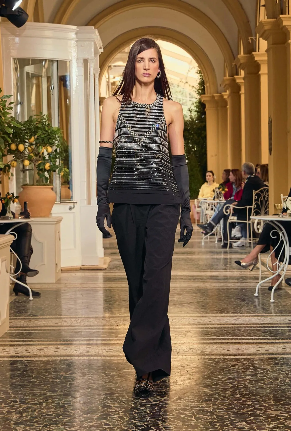 Bộ sưu tập Chanel Cruise 2026 tôn vinh vẻ đẹp sang trọng của phong cách sống dolce vita
