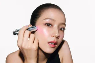 Dior Backstage phiên bản mới giới thiệu phấn má dạng thỏi đầu tiên với công nghệ thích ứng pH