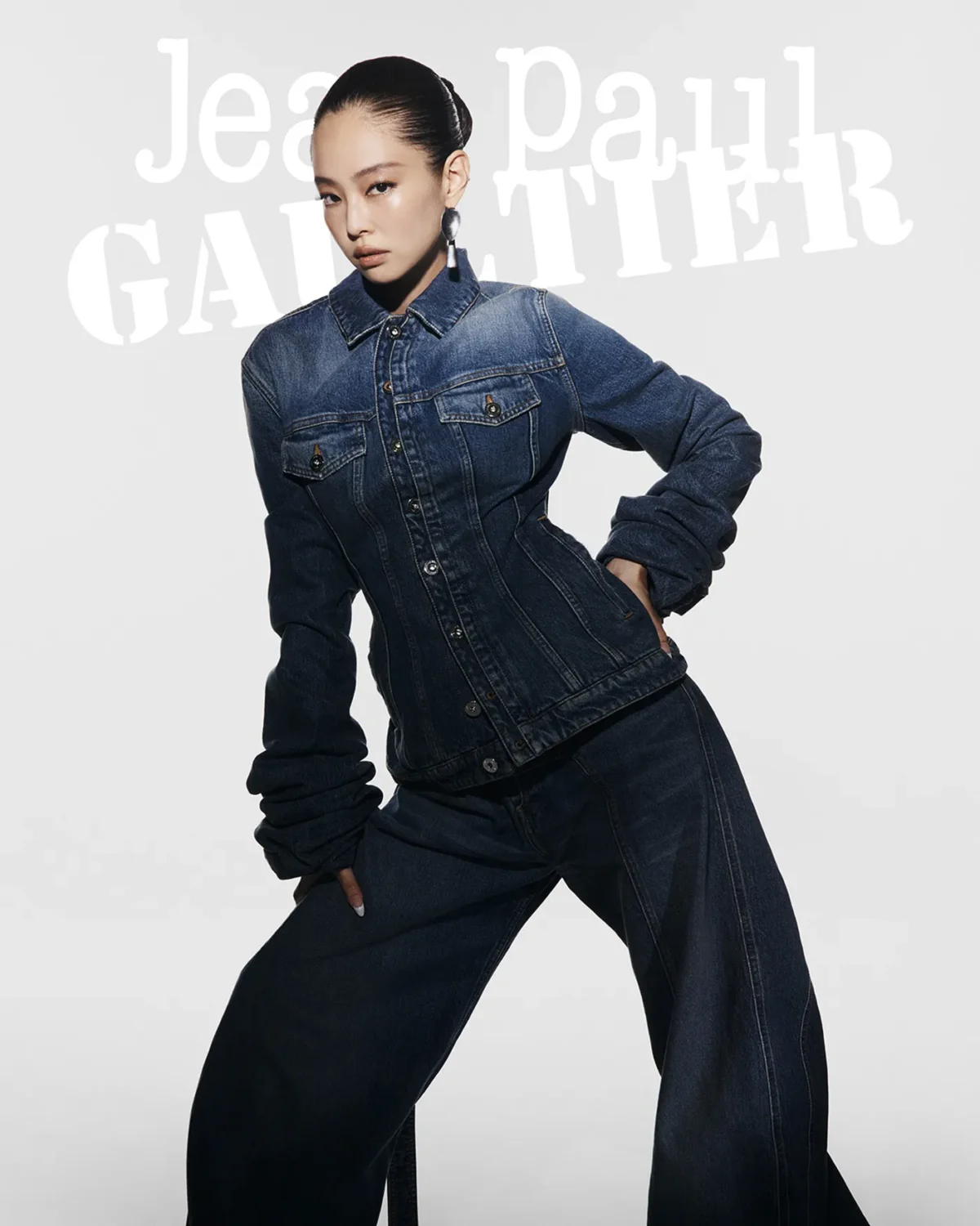 Jennie (Blackpink) trở thành nàng thơ mới của Jean Paul Gaultier cho bộ sưu tập Pre-Fall 2025