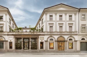 Louis Vuitton mở cửa trở lại flagship tại Milan, bổ sung nhà hàng và quán cafe sang trọng