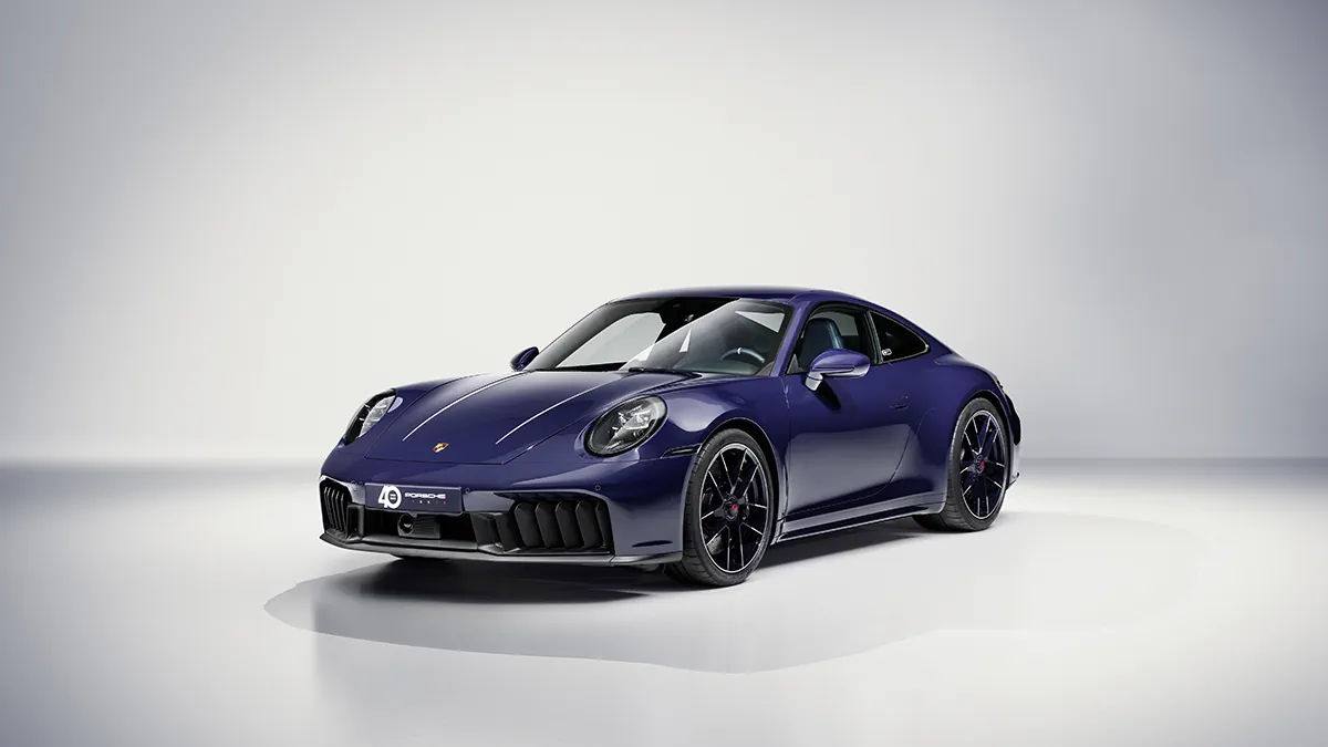 Ferragamo chúc mừng sinh nhật Porsche Italia với hai mẫu xe đặc biệt Ferragamo chúc mừng sinh nhật Porsche Italia với hai mẫu xe đặc biệt