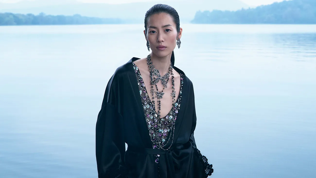 Chiến dịch quảng cáo Chanel Métiers d'Art 2024/2025: Cuộc gặp gỡ văn hóa giữa Paris và Hàng Châu Chiến dịch quảng cáo Chanel Métiers d'Art 2024/2025: Cuộc gặp gỡ văn hóa giữa Paris và Hàng Châu