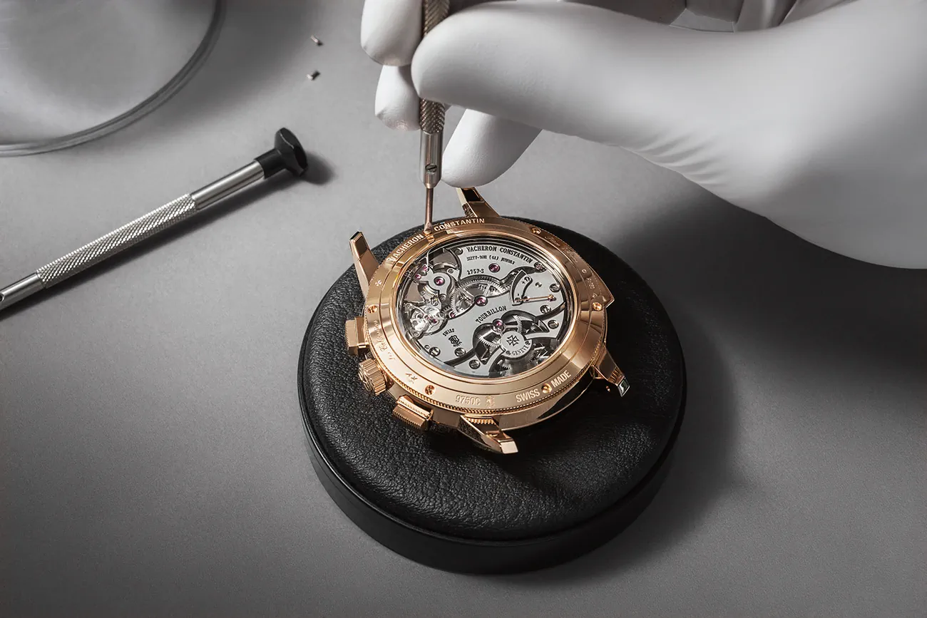 Chỉ sản xuất 1 chiếc duy nhất, đồng hồ Vacheron Constantin Les Cabinotiers Temporis Duo với 696 chi tiết cơ khí phức tạp Chỉ sản xuất 1 chiếc duy nhất, đồng hồ Vacheron Constantin Les Cabinotiers Temporis Duo với 696 chi tiết cơ khí phức tạp