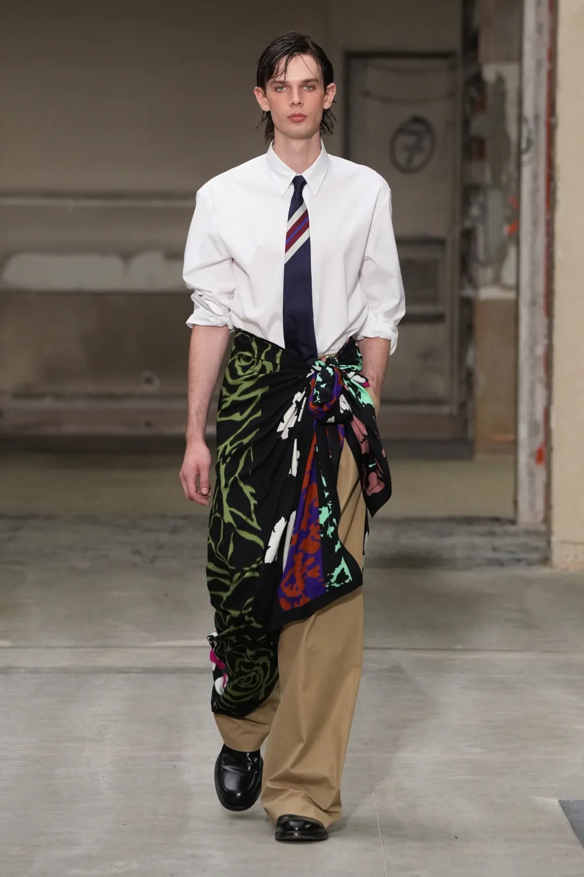 BST nam Dries Van Noten Xuân-Hè 2026