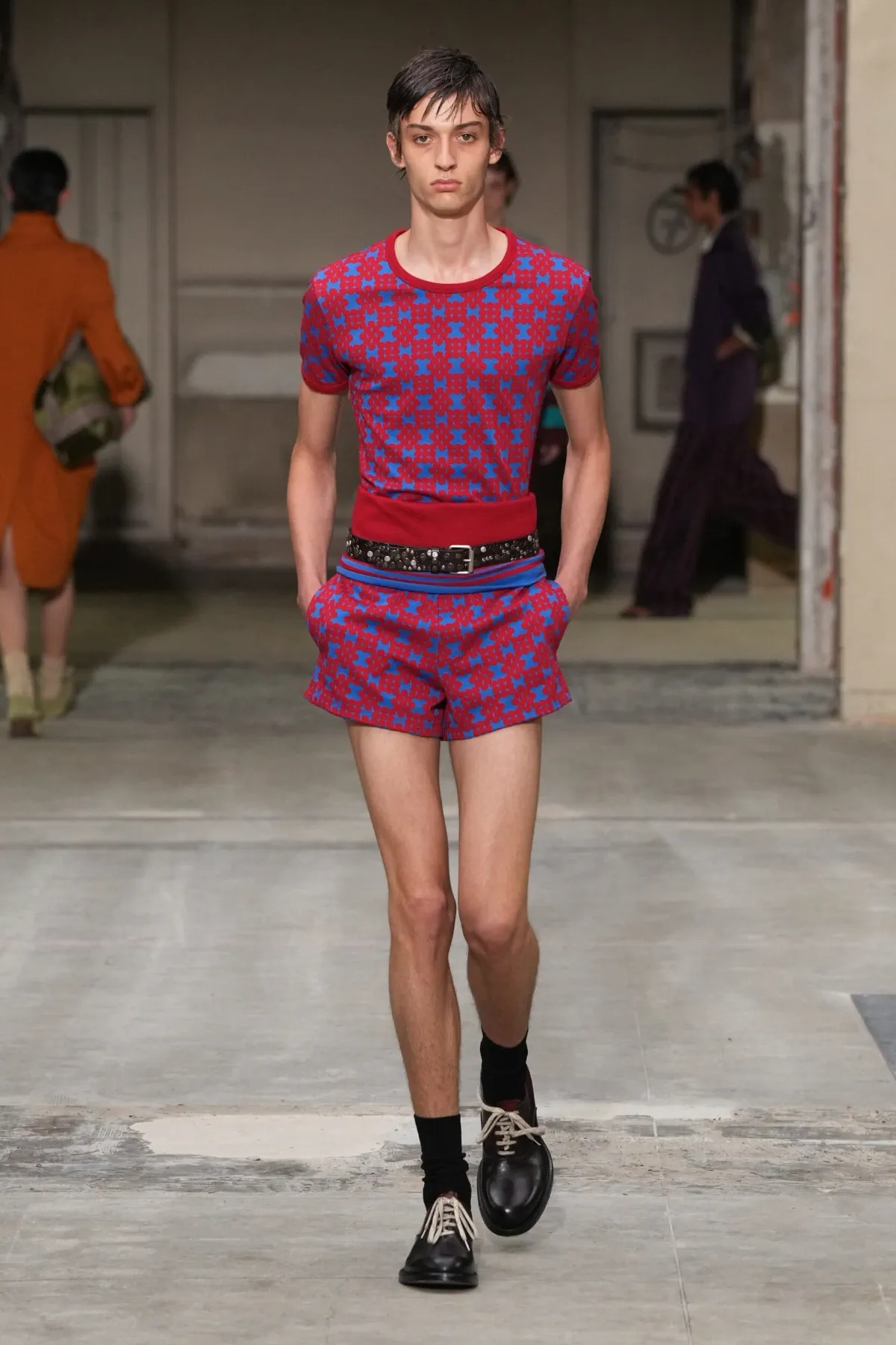 BST nam Dries Van Noten Xuân-Hè 2026