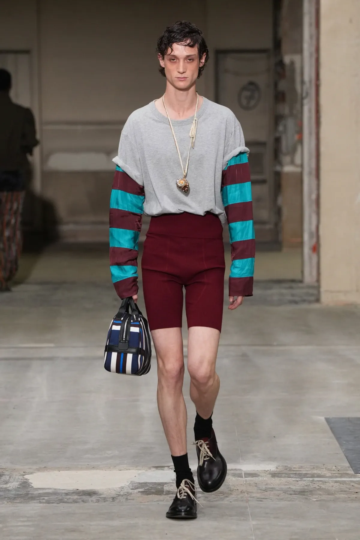 BST nam Dries Van Noten Xuân-Hè 2026