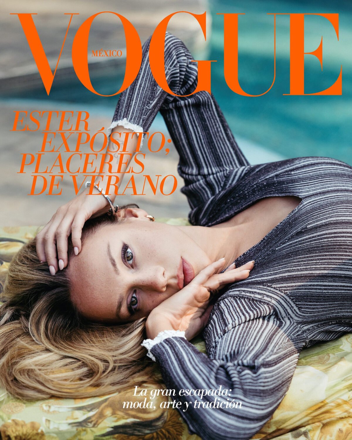 Vogue Mexico 06/2025: Ester Expósito chụp bởi Karla Lisker