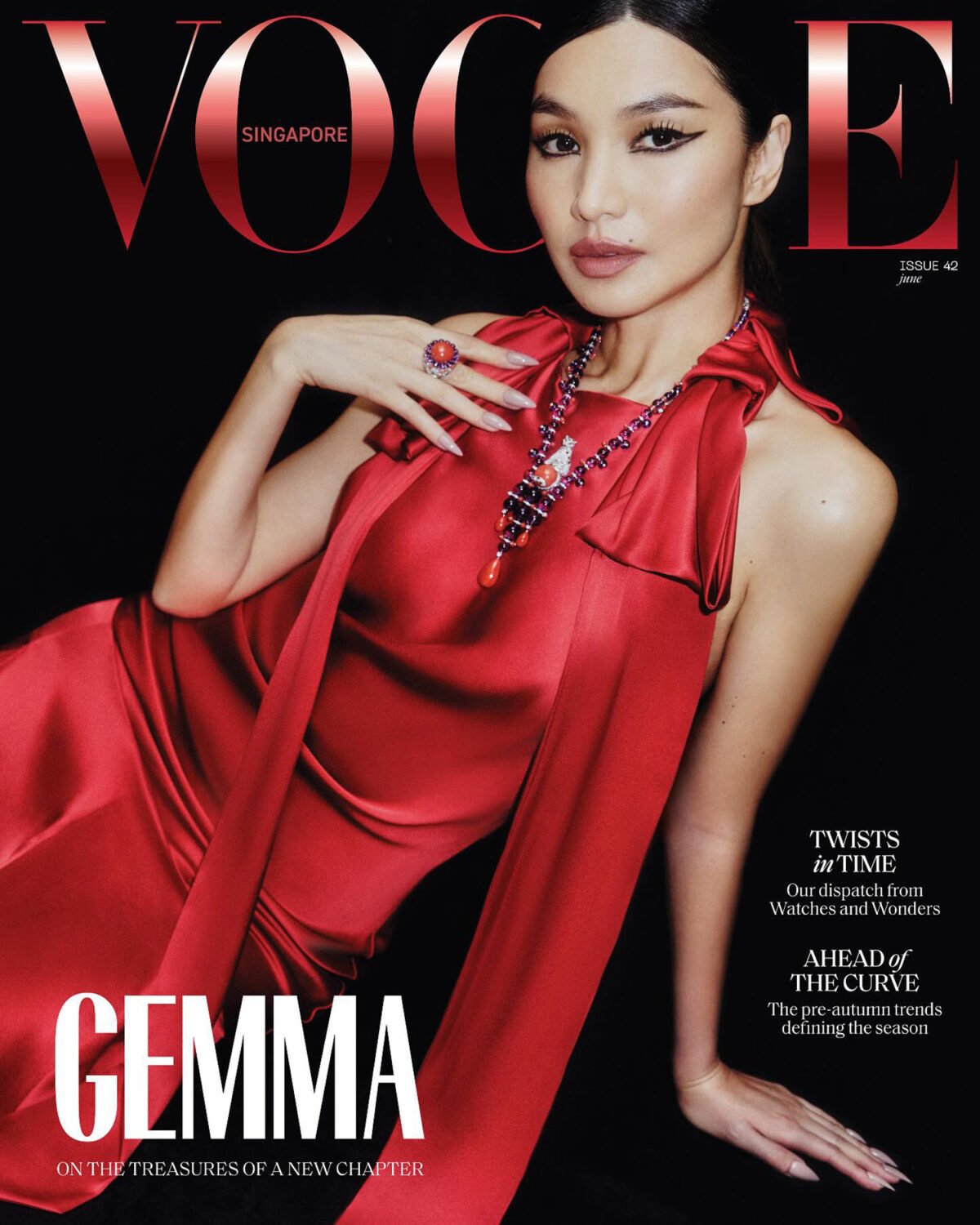 Vogue Singapore 06/2025: Gemma Chan chụp bởi Peter Ash Lee