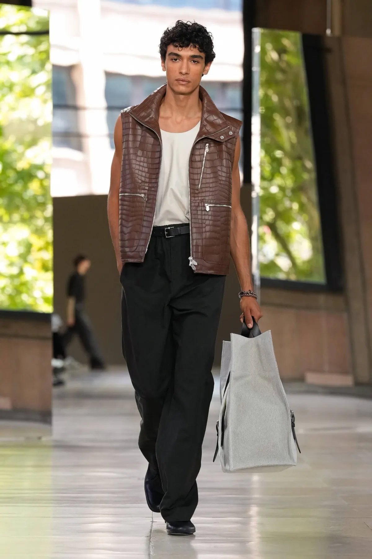 BST nam Hermès Xuân/Hè 2026