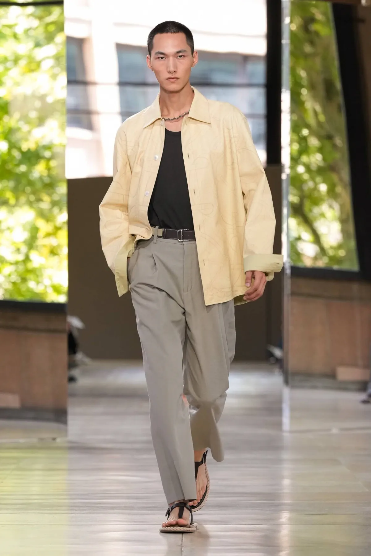 BST nam Hermès Xuân/Hè 2026
