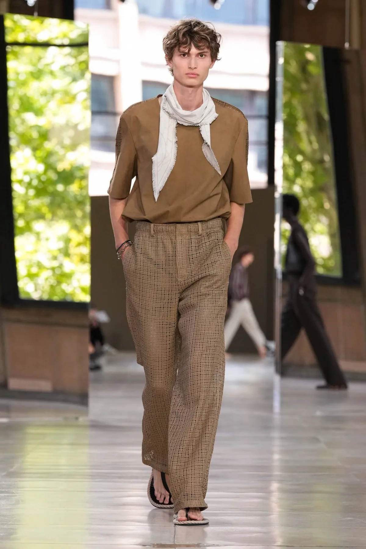 BST nam Hermès Xuân/Hè 2026
