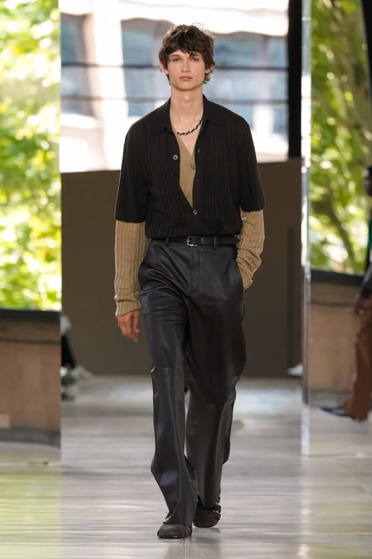 BST nam Hermès Xuân/Hè 2026