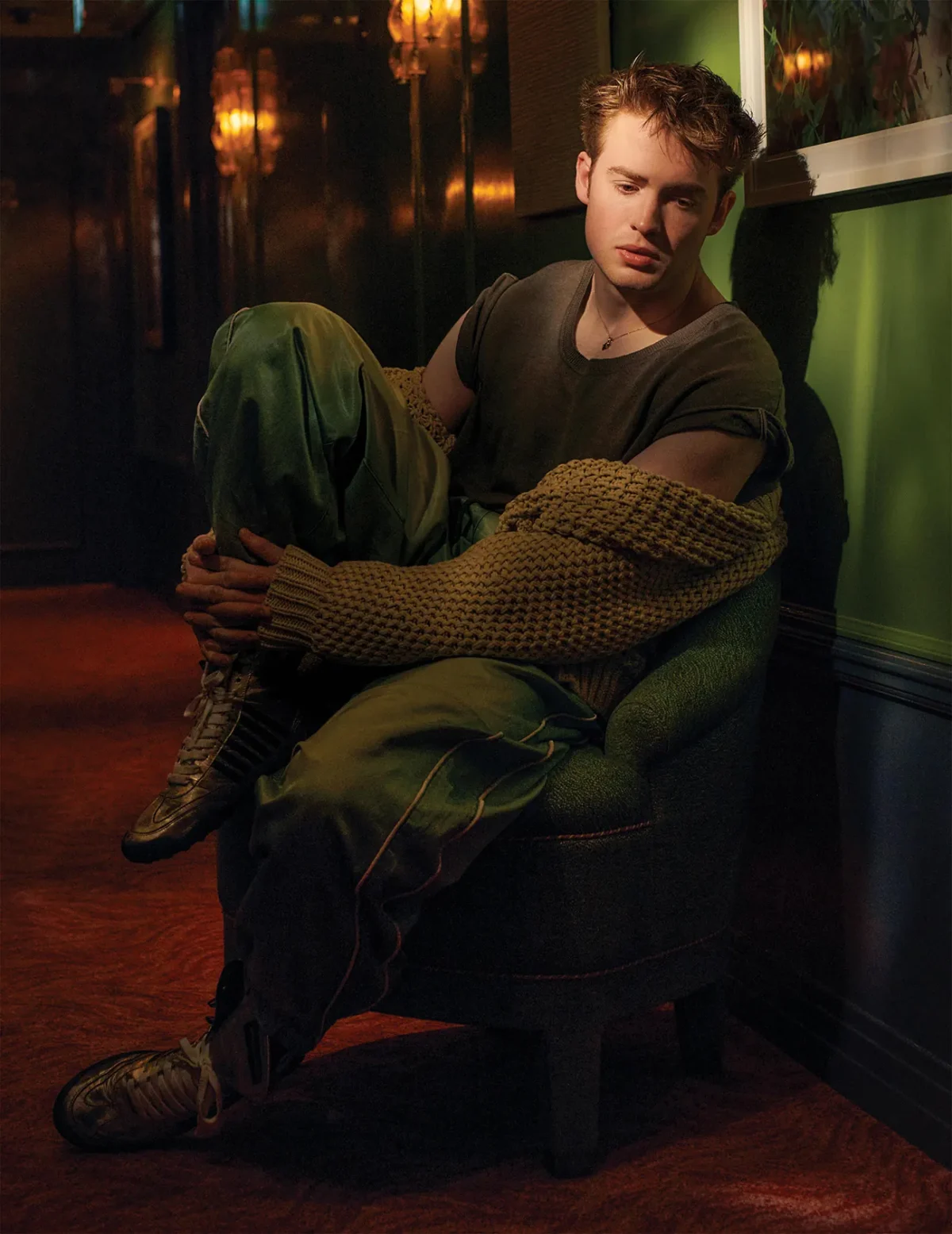 Flaunt Magazine Issue 197: Kit Connor chụp bởi Damian Foxe