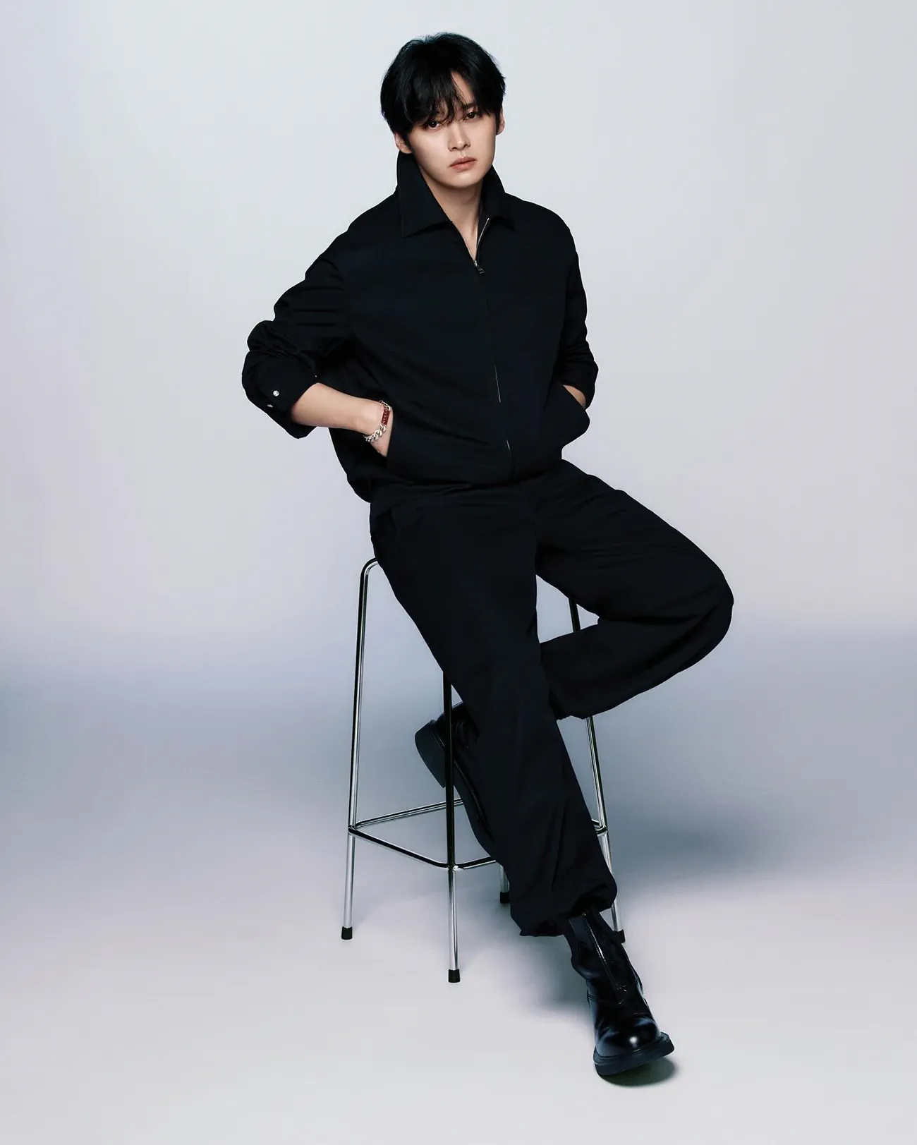 Lee Know (Stray Kids) là đại sứ thương hiệu toàn cầu mới nhất của Gucci Lee Know (Stray Kids) là đại sứ thương hiệu toàn cầu mới nhất của Gucci