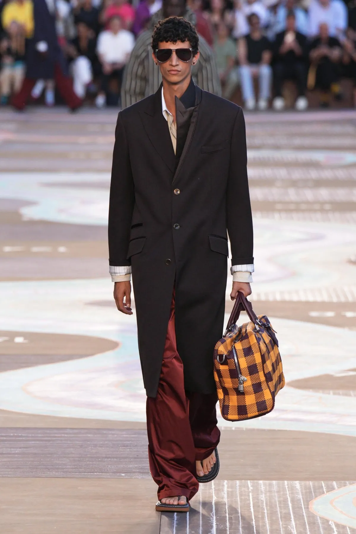 BST nam Louis Vuitton Xuân/Hè 2026
