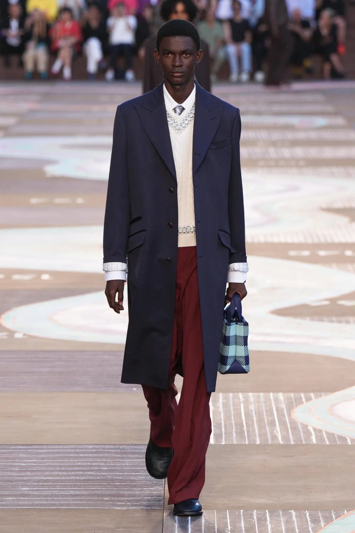 BST nam Louis Vuitton Xuân/Hè 2026