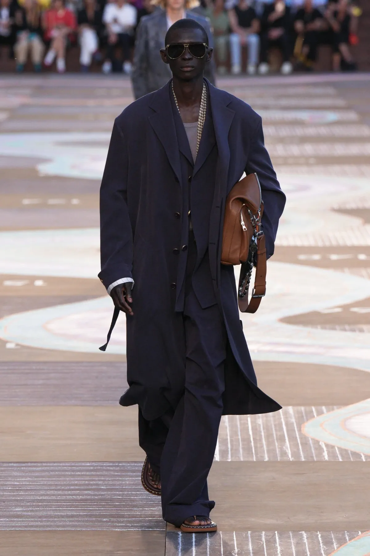 BST nam Louis Vuitton Xuân/Hè 2026