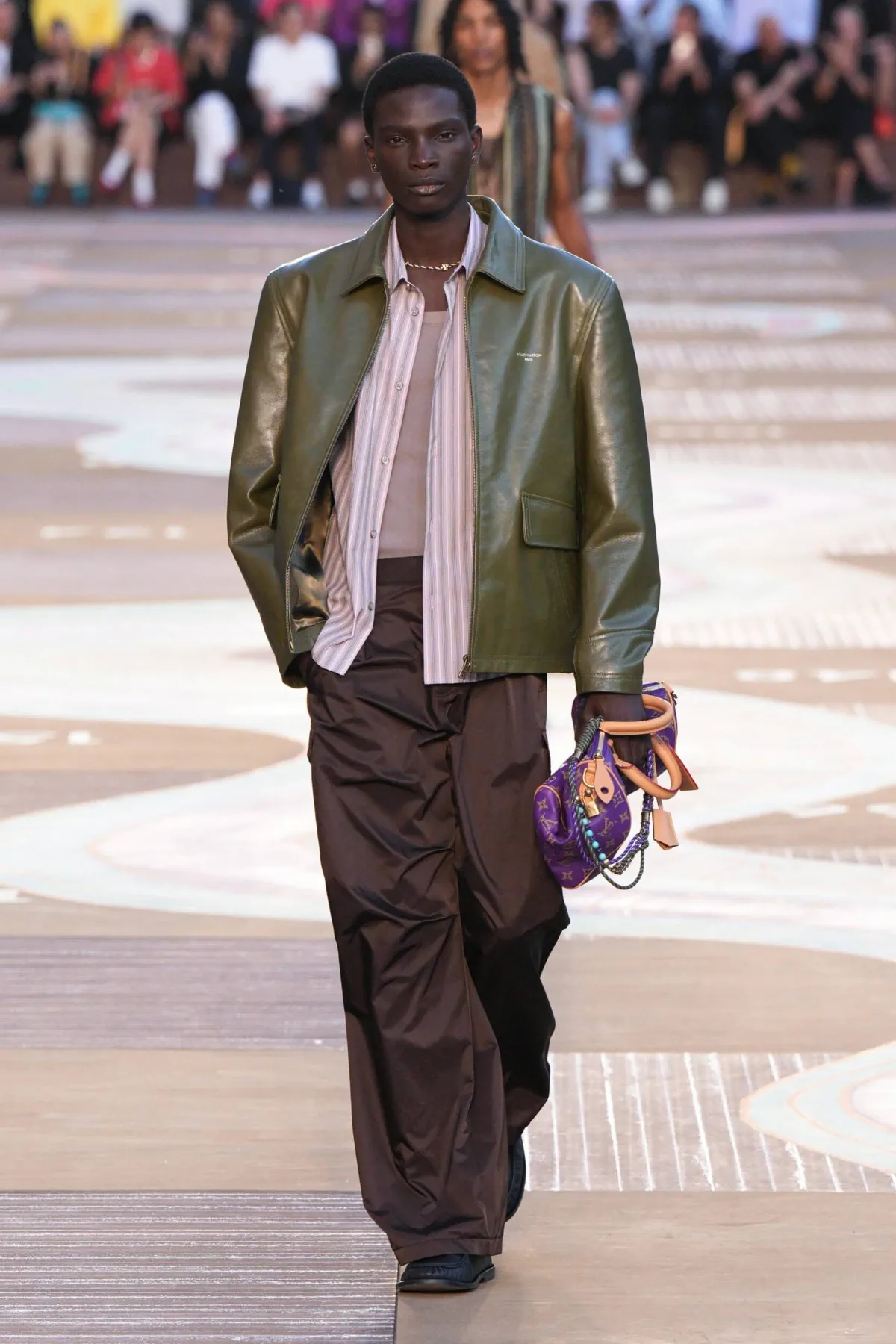 BST nam Louis Vuitton Xuân/Hè 2026