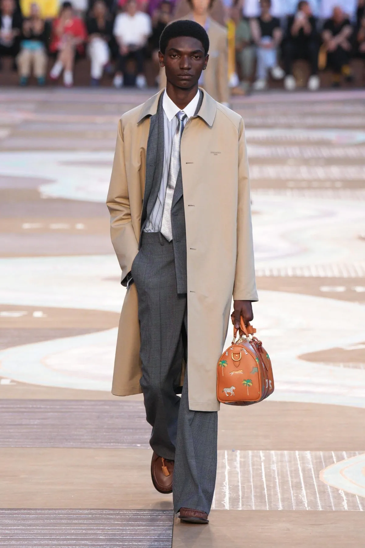 BST nam Louis Vuitton Xuân/Hè 2026