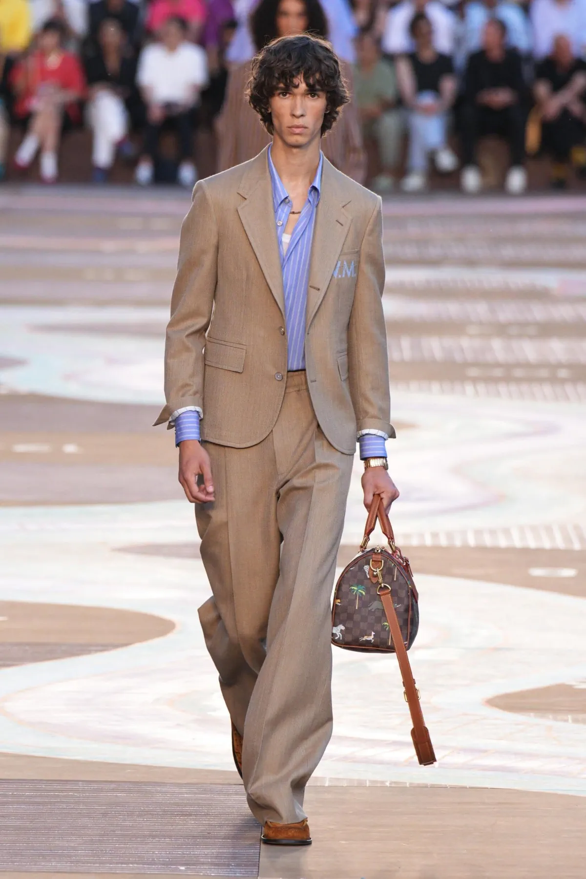 BST nam Louis Vuitton Xuân/Hè 2026