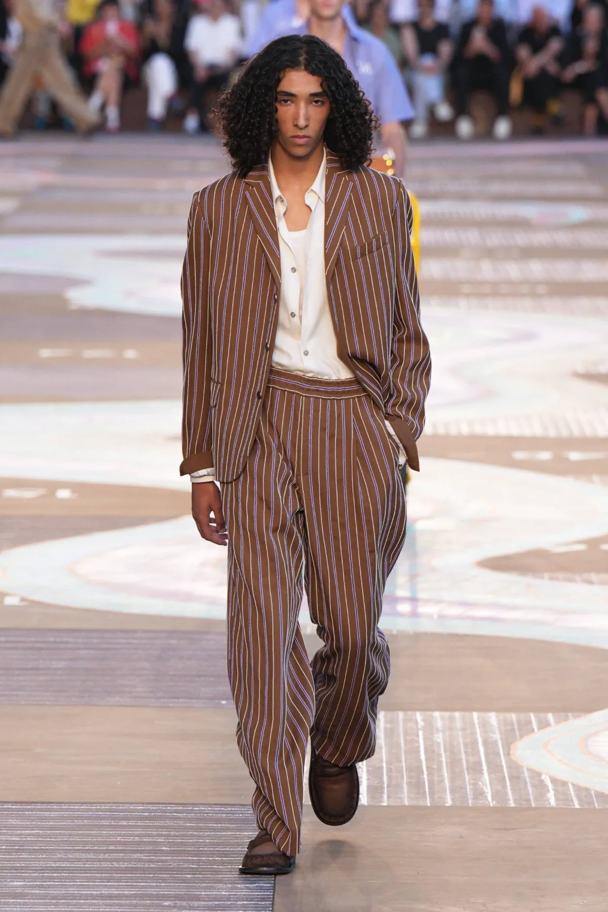 BST nam Louis Vuitton Xuân/Hè 2026