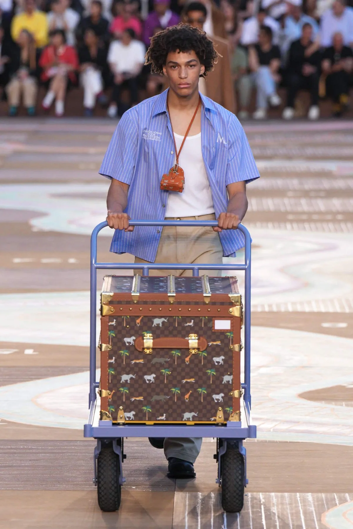 BST nam Louis Vuitton Xuân/Hè 2026