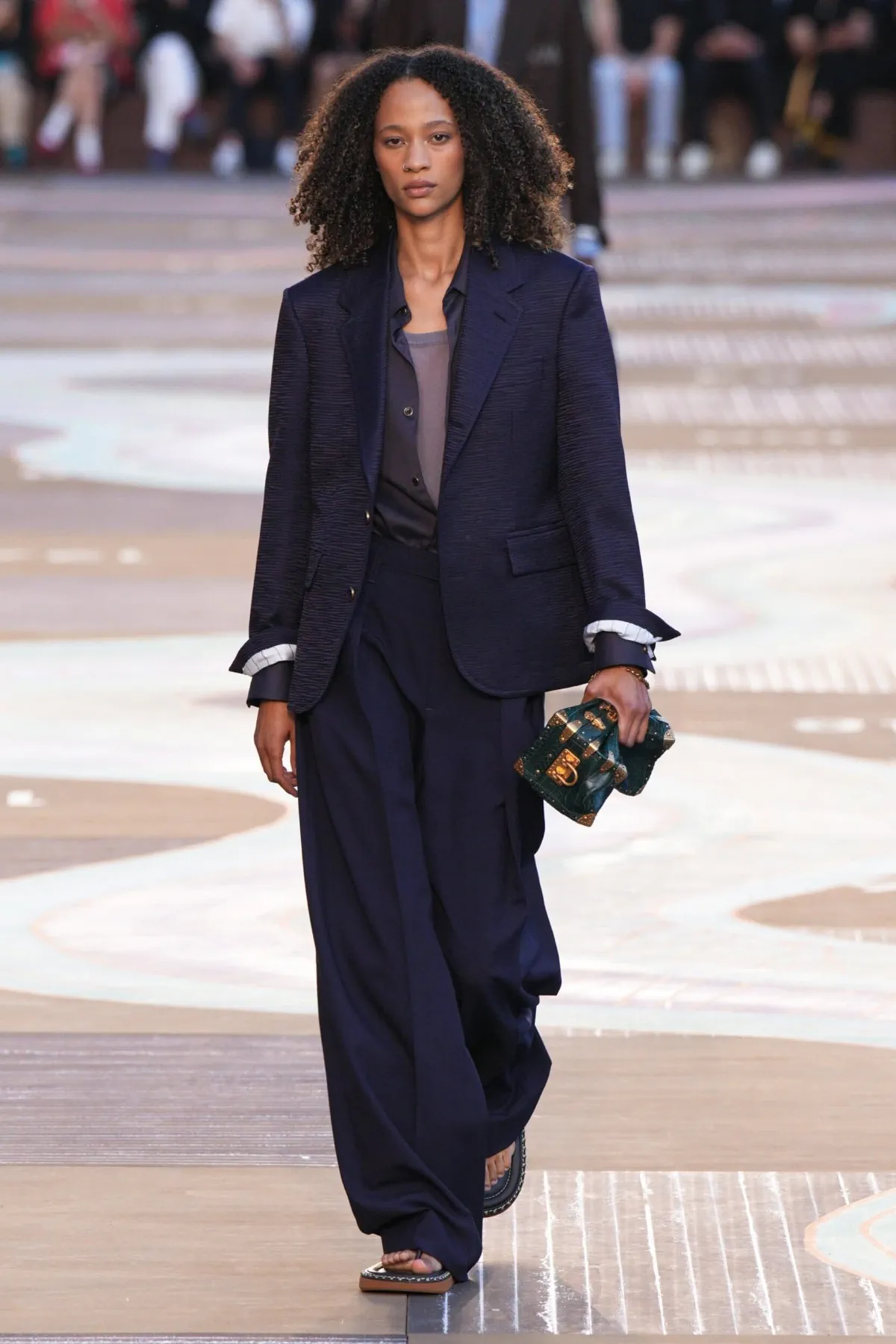 BST nam Louis Vuitton Xuân/Hè 2026