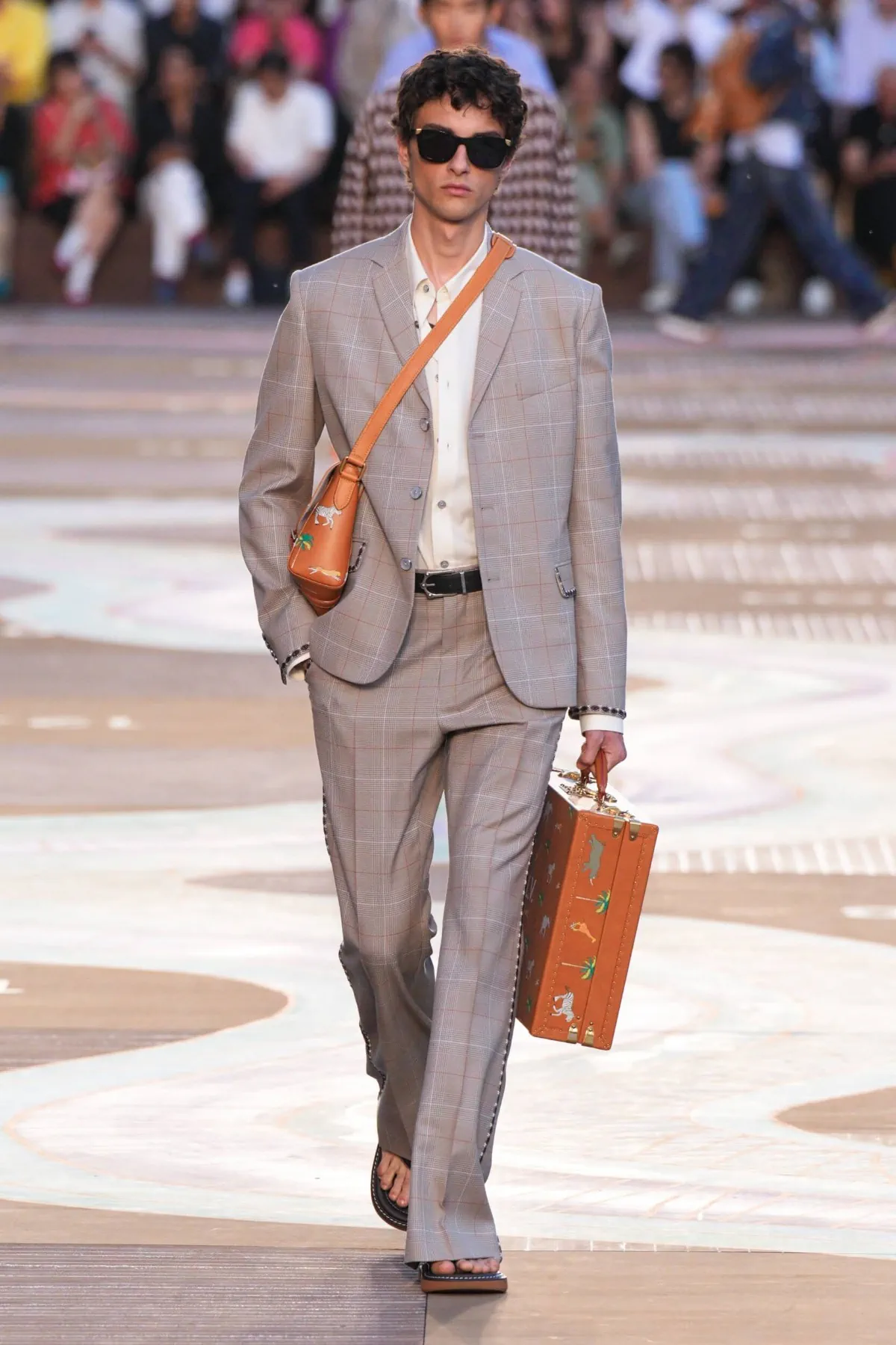 BST nam Louis Vuitton Xuân/Hè 2026