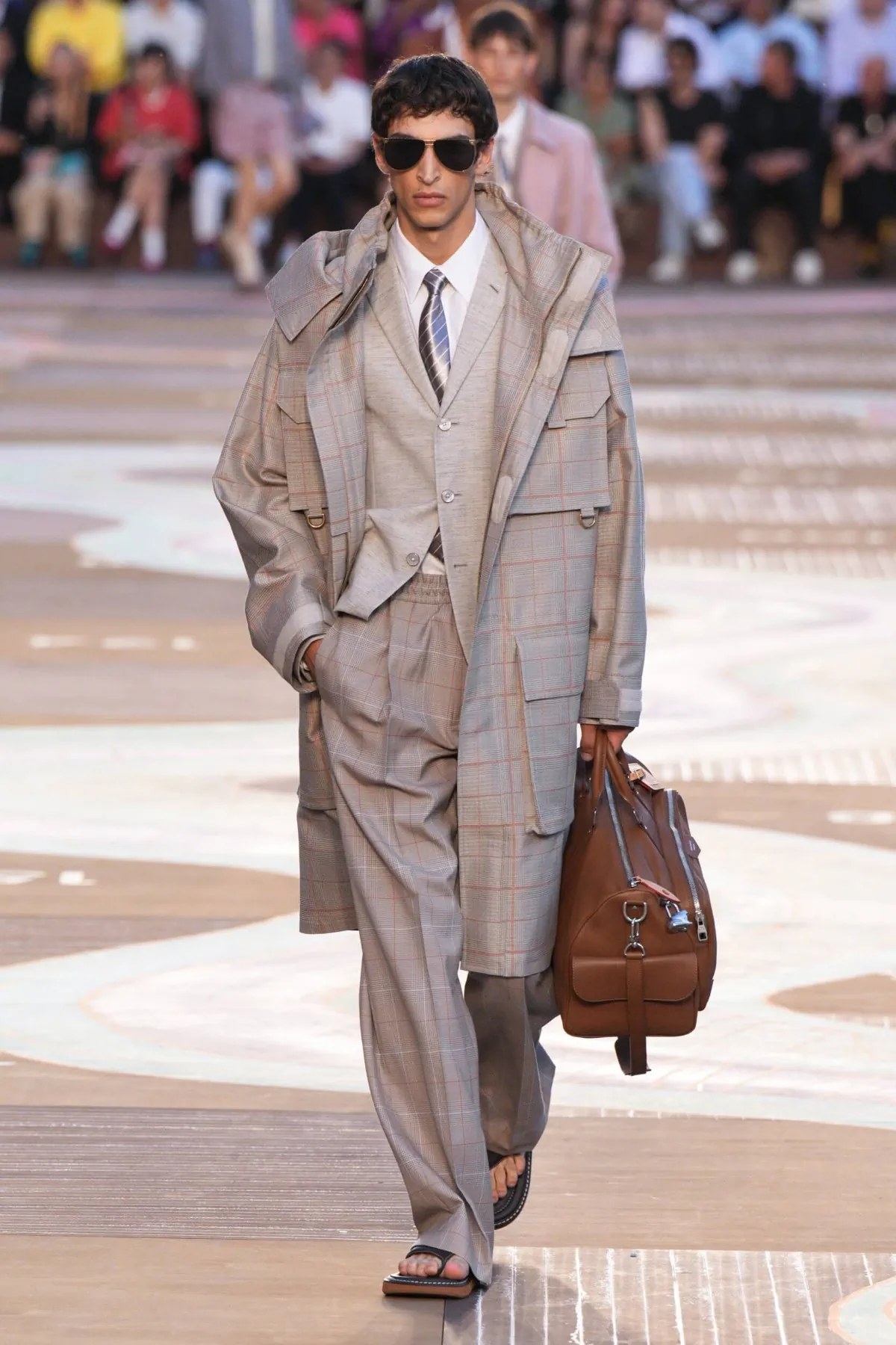 BST nam Louis Vuitton Xuân/Hè 2026