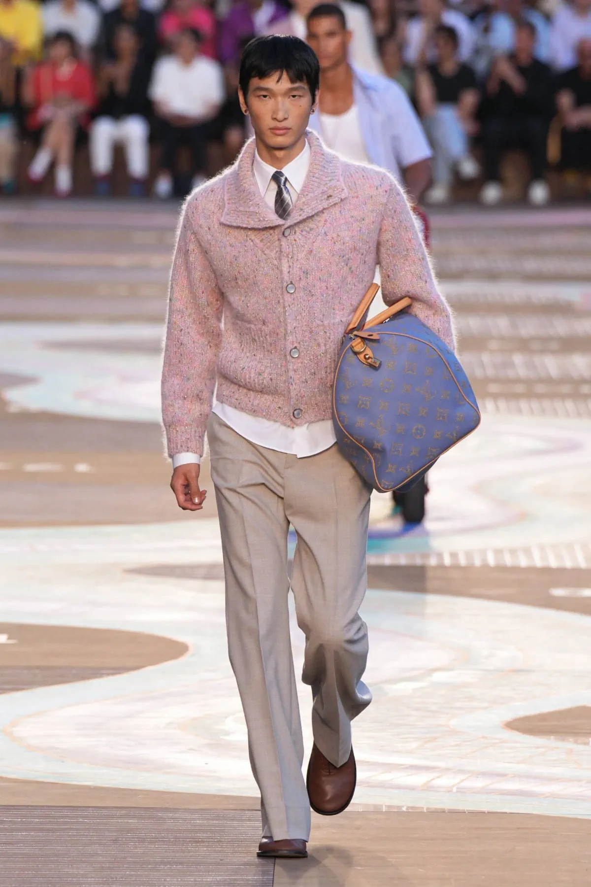 BST nam Louis Vuitton Xuân/Hè 2026