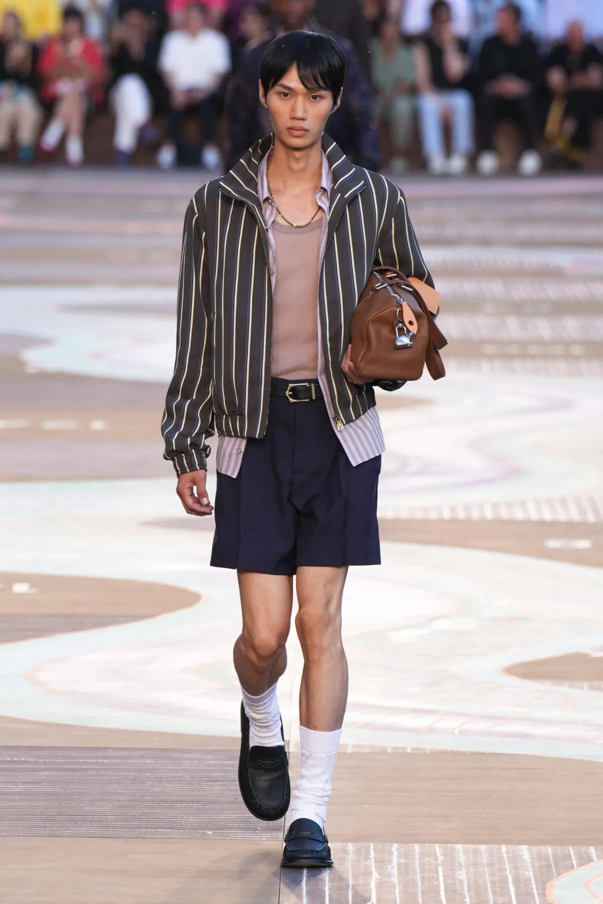 BST nam Louis Vuitton Xuân/Hè 2026