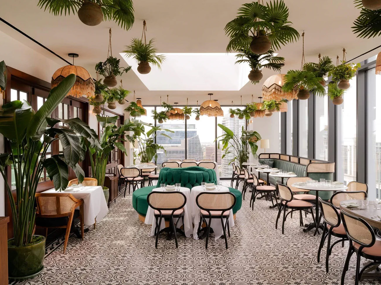 Missoni pop-up “hạ cánh” sân thượng Hôtel Swexan Dallas