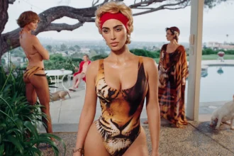 Hè 2025 trở nên nóng bỏng hơn với bộ sưu tập Roberto Cavalli x Skims