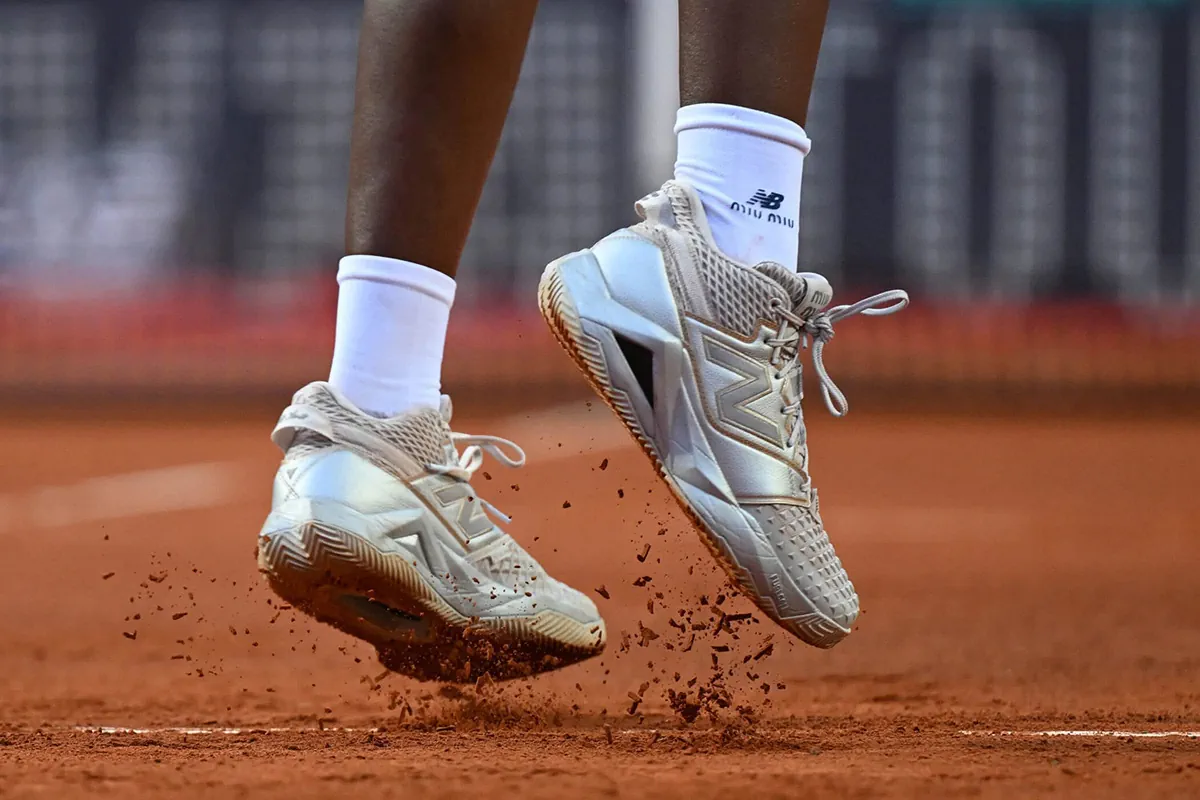 New Balance x Miu Miu hợp tác cùng Coco Gauff trong bộ sưu tập tennis giới hạn New Balance x Miu Miu hợp tác cùng Coco Gauff trong bộ sưu tập tennis giới hạn