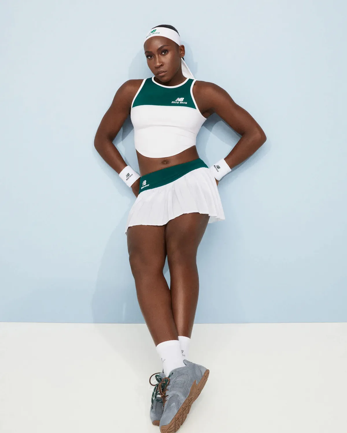 New Balance x Miu Miu hợp tác cùng Coco Gauff trong bộ sưu tập tennis giới hạn New Balance x Miu Miu hợp tác cùng Coco Gauff trong bộ sưu tập tennis giới hạn