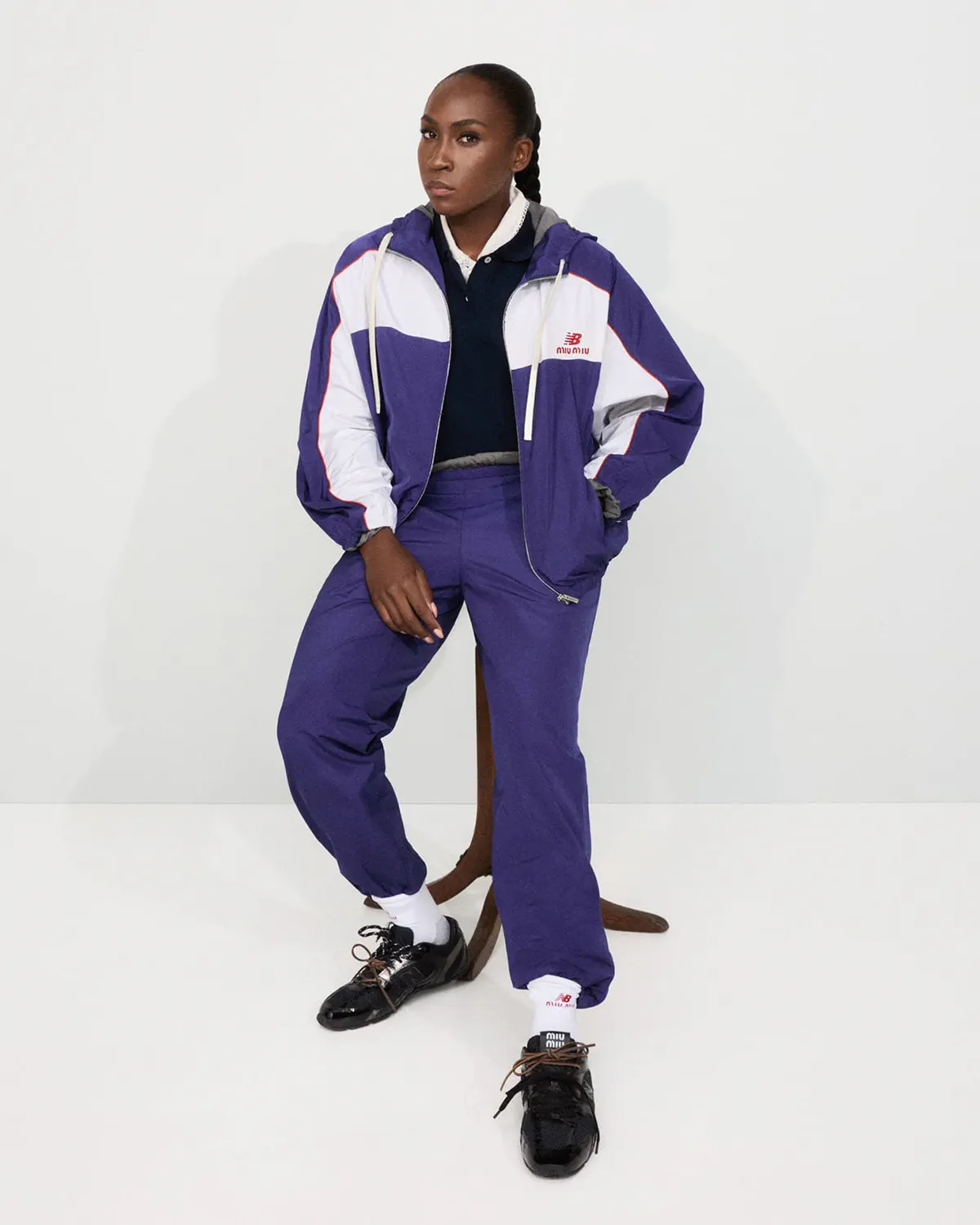New Balance x Miu Miu hợp tác cùng Coco Gauff trong bộ sưu tập tennis giới hạn New Balance x Miu Miu hợp tác cùng Coco Gauff trong bộ sưu tập tennis giới hạn