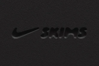 NikeSkims hoãn việc ra mắt do vấn đề sản xuất khiến người hâm mộ Kim Kardashian phải chờ đợi