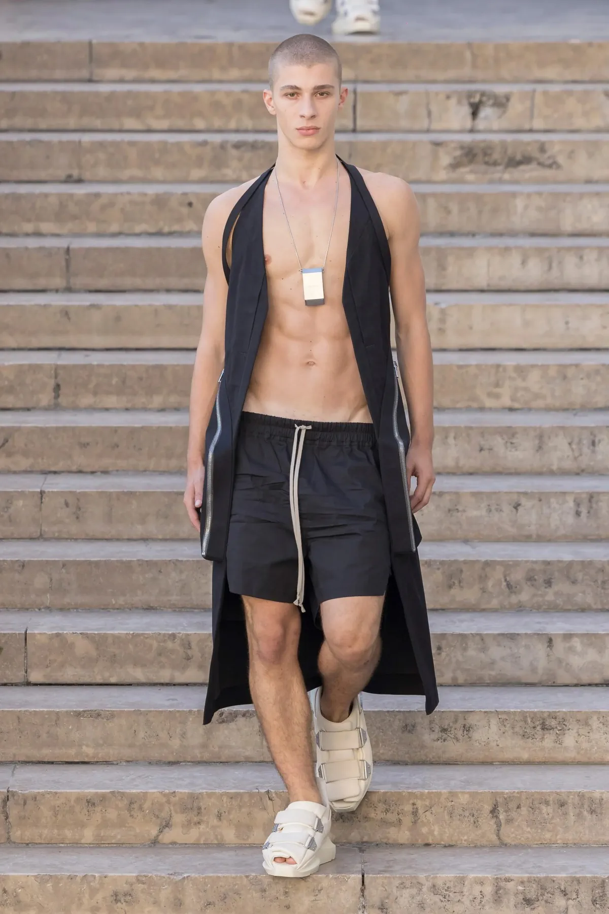 BST nam Rick Owens Xuân/Hè 2026