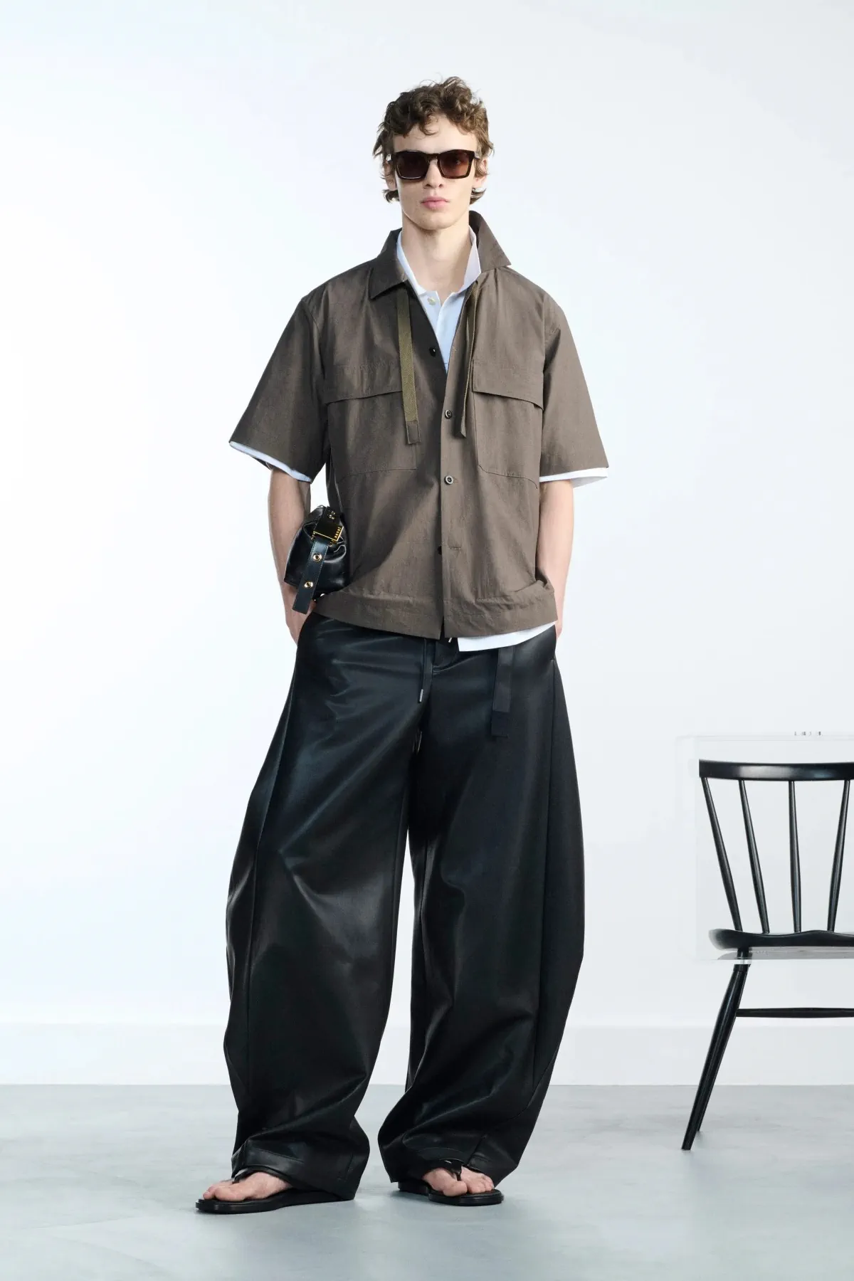 Sacai Xuân/Hè 2026 đặt sự thoải mái lên hàng đầu