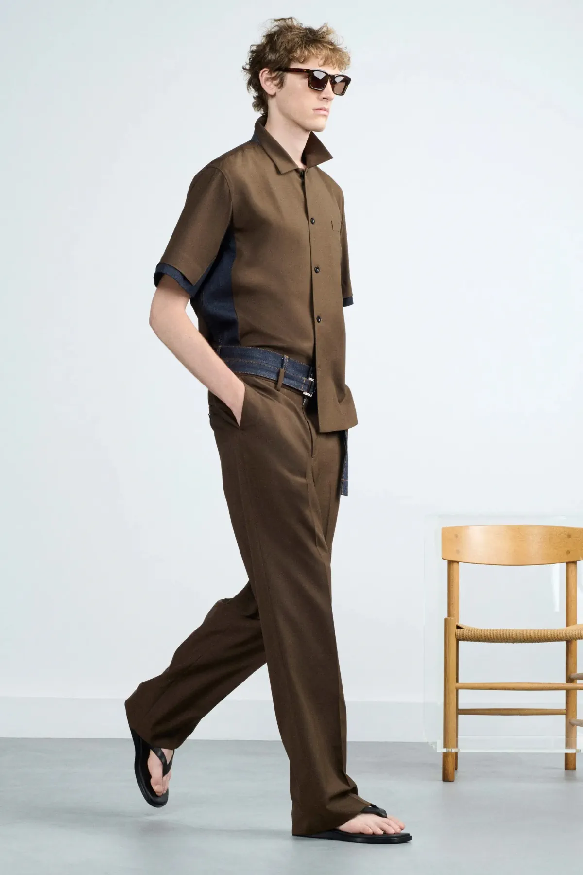 Sacai Xuân/Hè 2026 đặt sự thoải mái lên hàng đầu