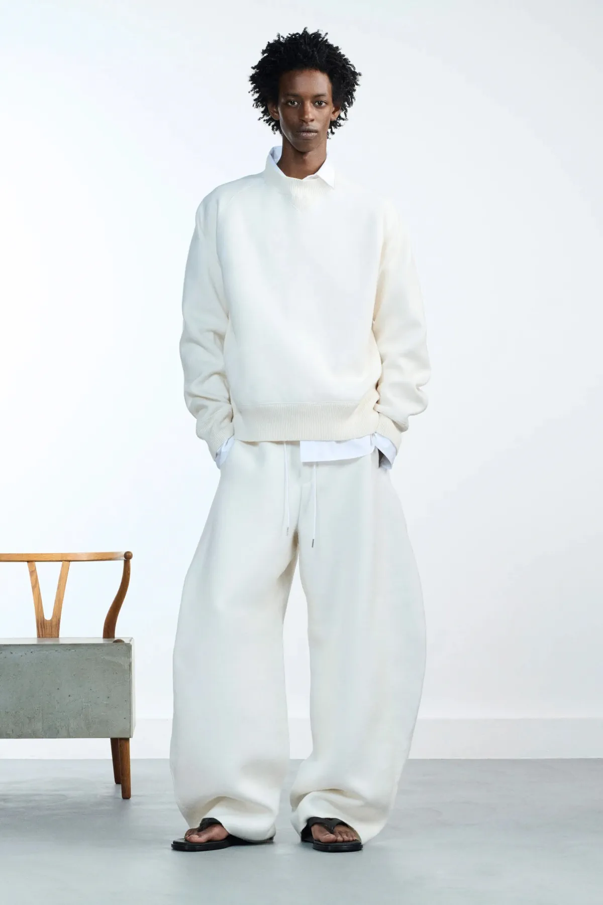 Sacai Xuân/Hè 2026 đặt sự thoải mái lên hàng đầu