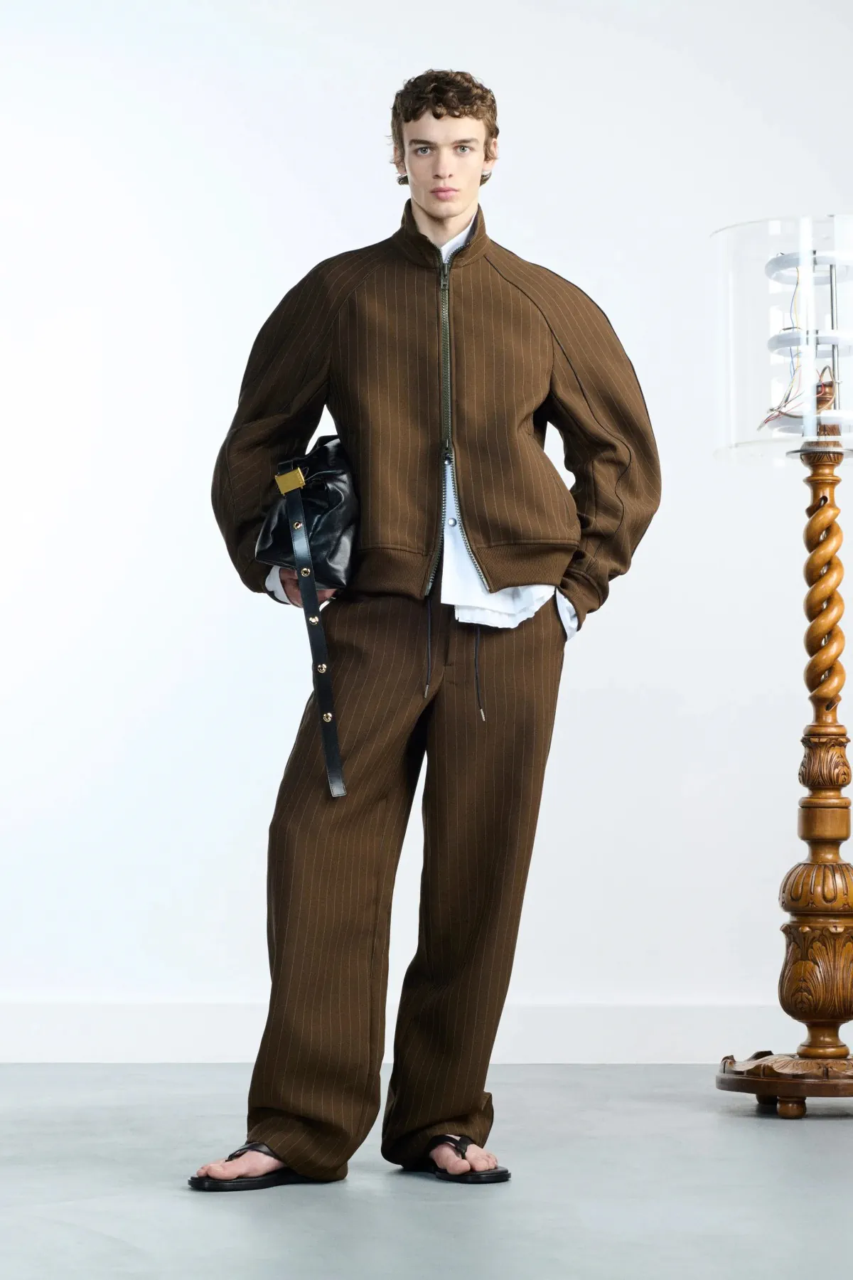 Sacai Xuân/Hè 2026 đặt sự thoải mái lên hàng đầu