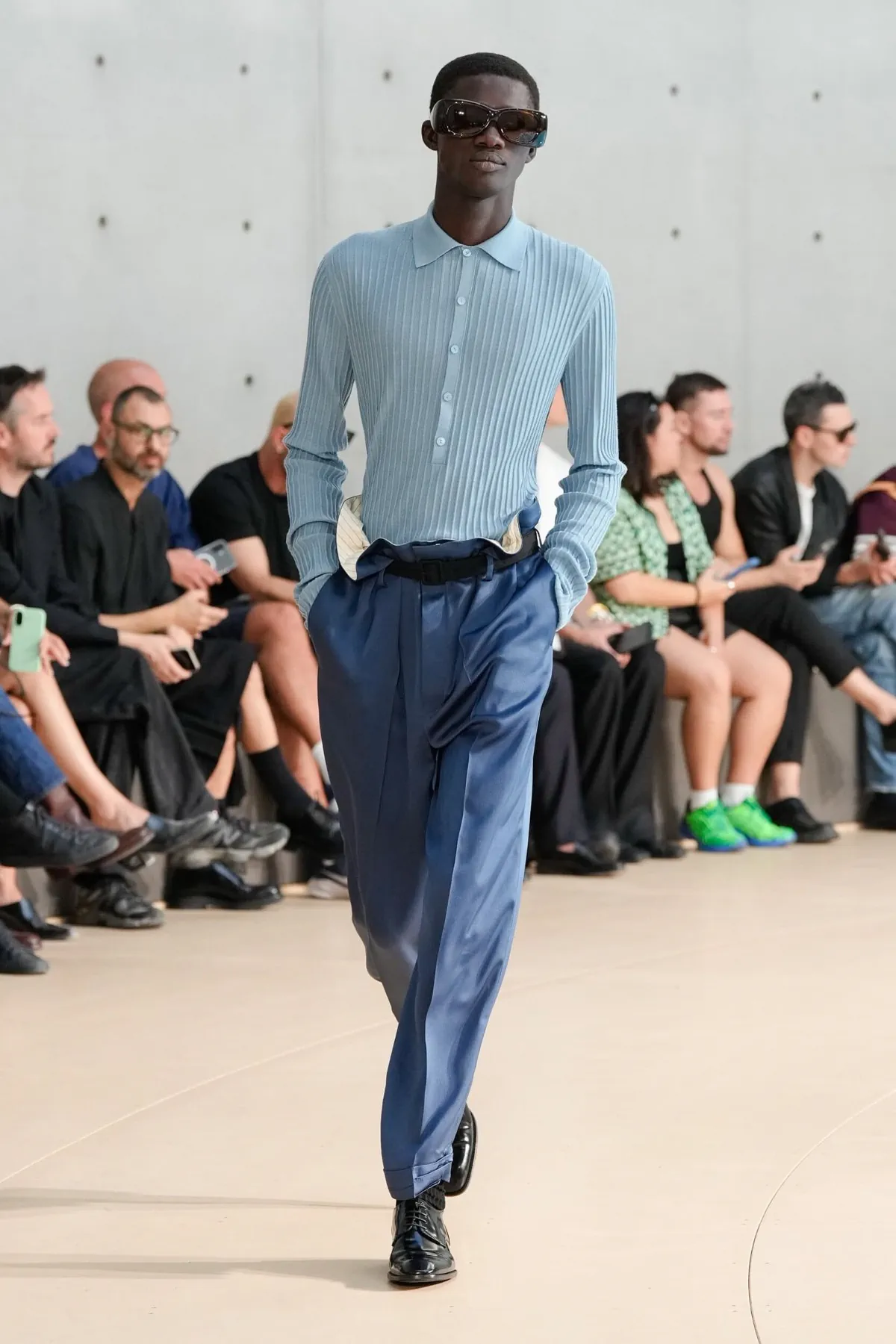 BST nam Saint Laurent Xuân/Hè 2026