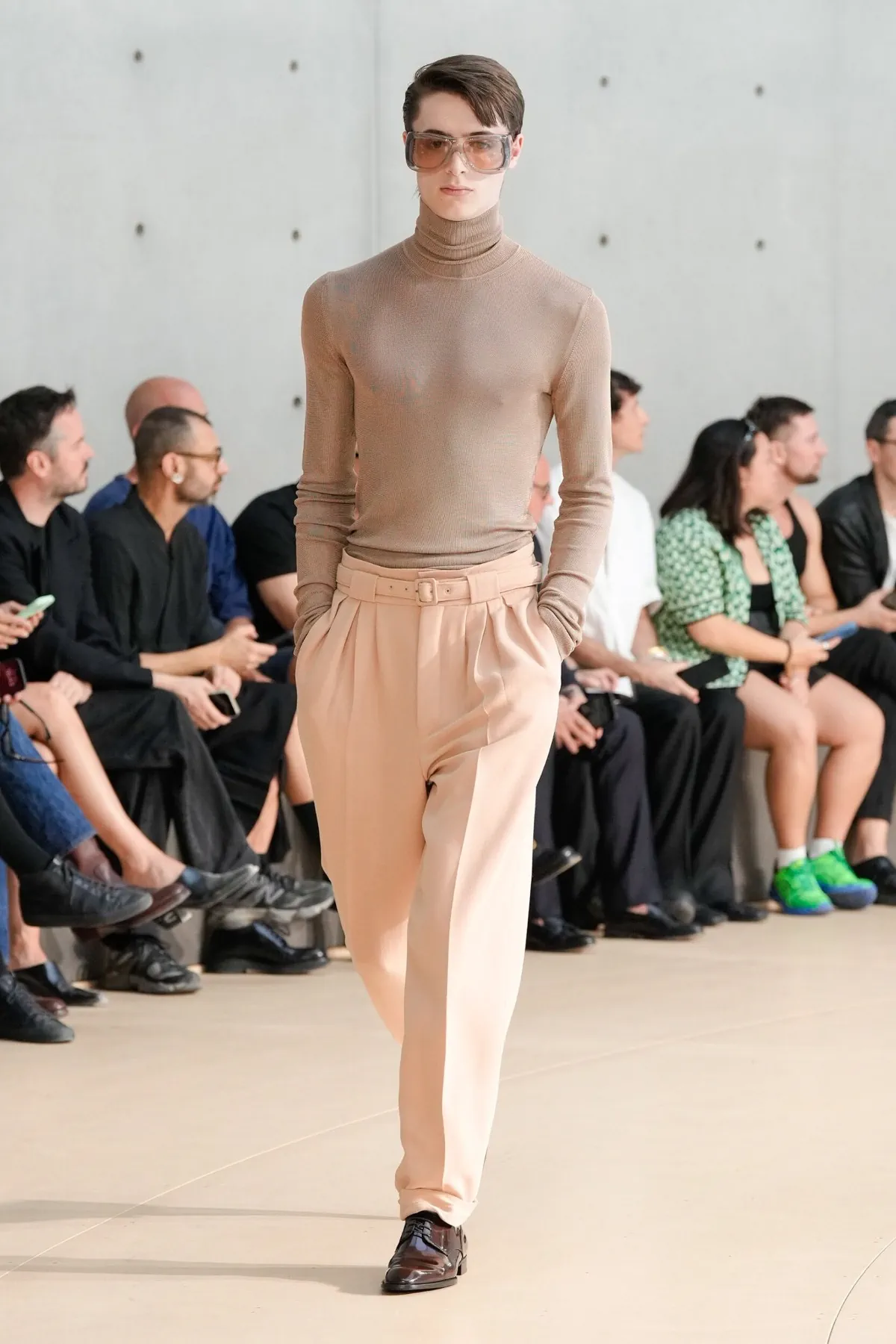 BST nam Saint Laurent Xuân/Hè 2026