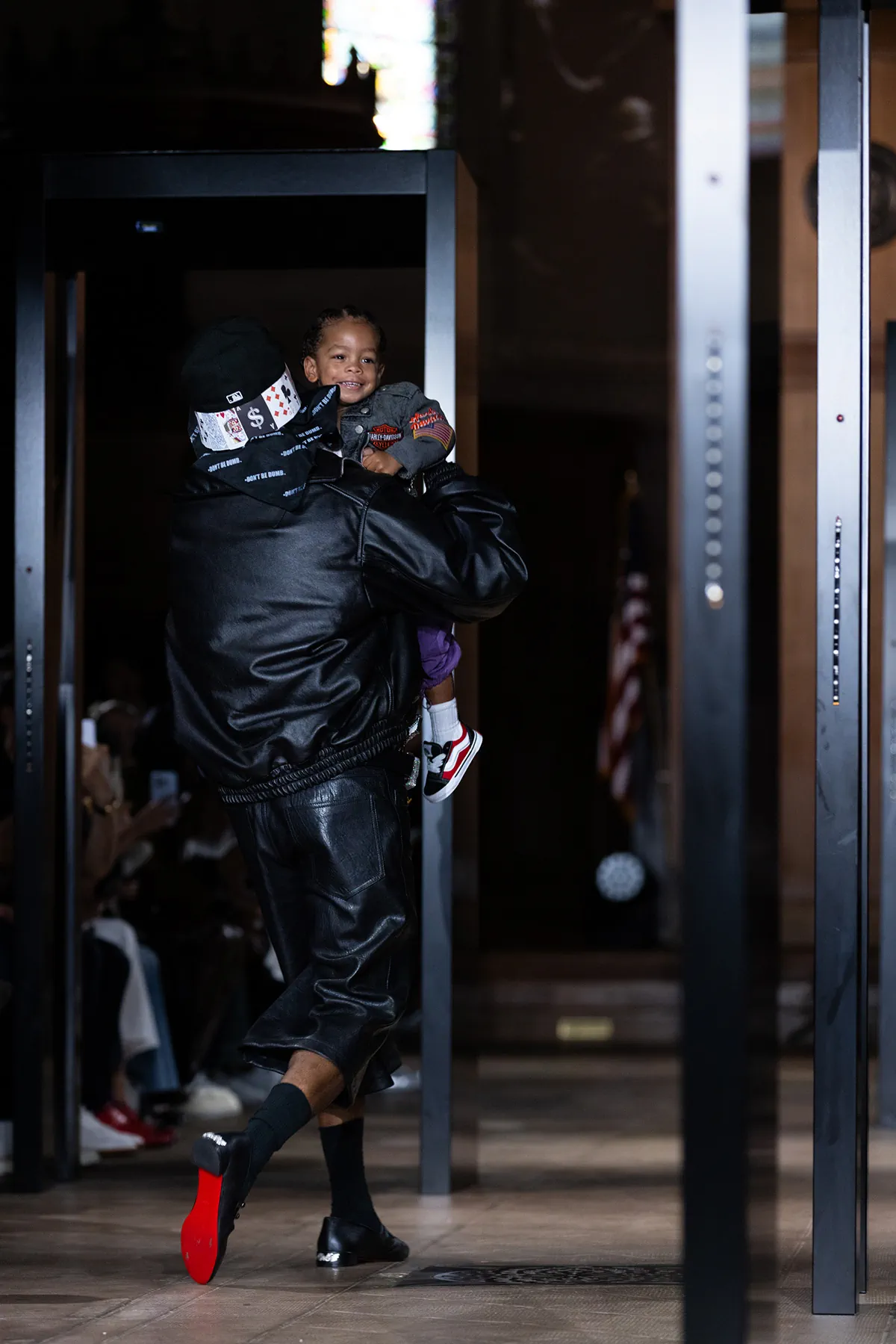 A$AP Rocky và điểm nhấn Puma Speedcat trong BST Xuân/Hè 2026 tại Tuần lễ thời trang nam Paris A$AP Rocky và điểm nhấn Puma Speedcat trong BST Xuân/Hè 2026 tại Tuần lễ thời trang nam Paris